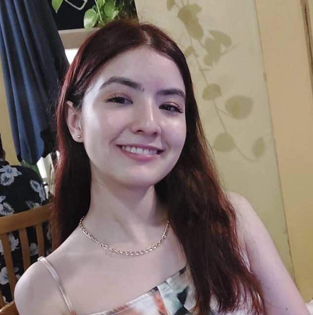 Tutor Profile - Naomi Segura
